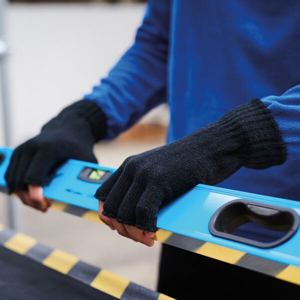 Fingerless mitts Thumbnail